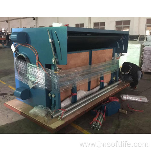 Vacuum mattress packing machine